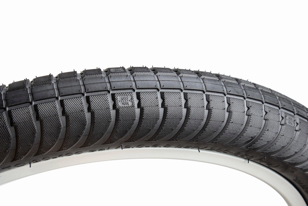 Curb Monkey 20" Tire & Tube Repair Kit - Black/Yellow