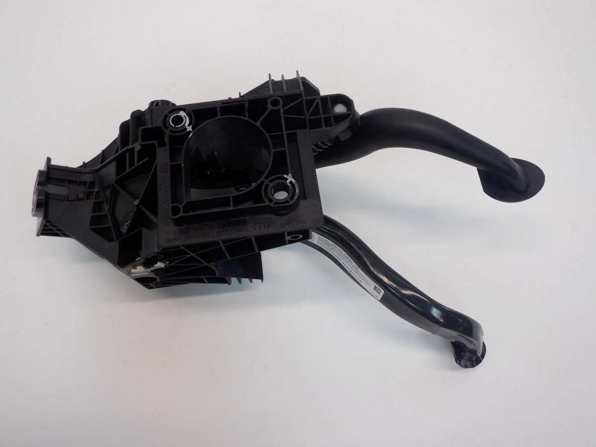 Mini Cooper Manual Transmission Clutch and Brake Pedal Set 14-19 F5x F60 35006870827